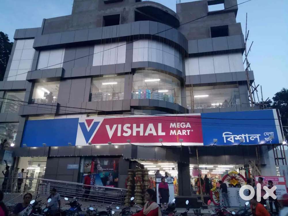 प्रेशर और एक्सपीरियंस लड़कों की आवश्यकता है मॉल में