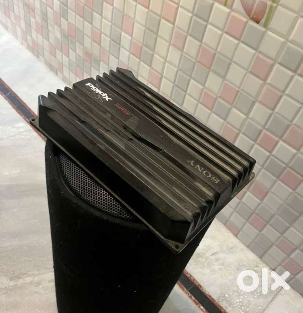 Jbl basstube 1300 watt with sony 4 channel amp