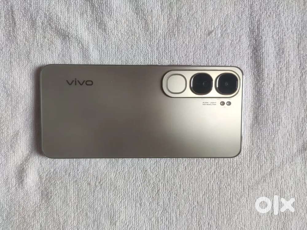 Vivo V40 Lite