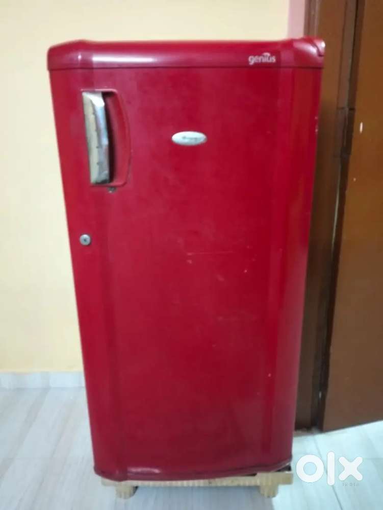 Single door fridge