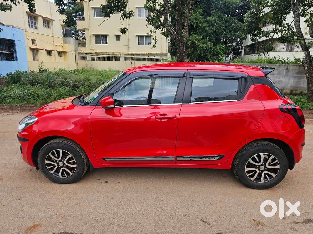 Maruti Suzuki Swift VVT VXI, 2022, Petrol