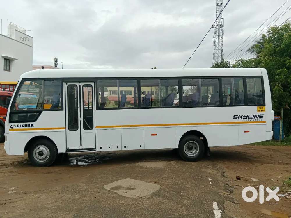 Eicher skyline staff bus one owner 32 seat fc condition insurance12/25