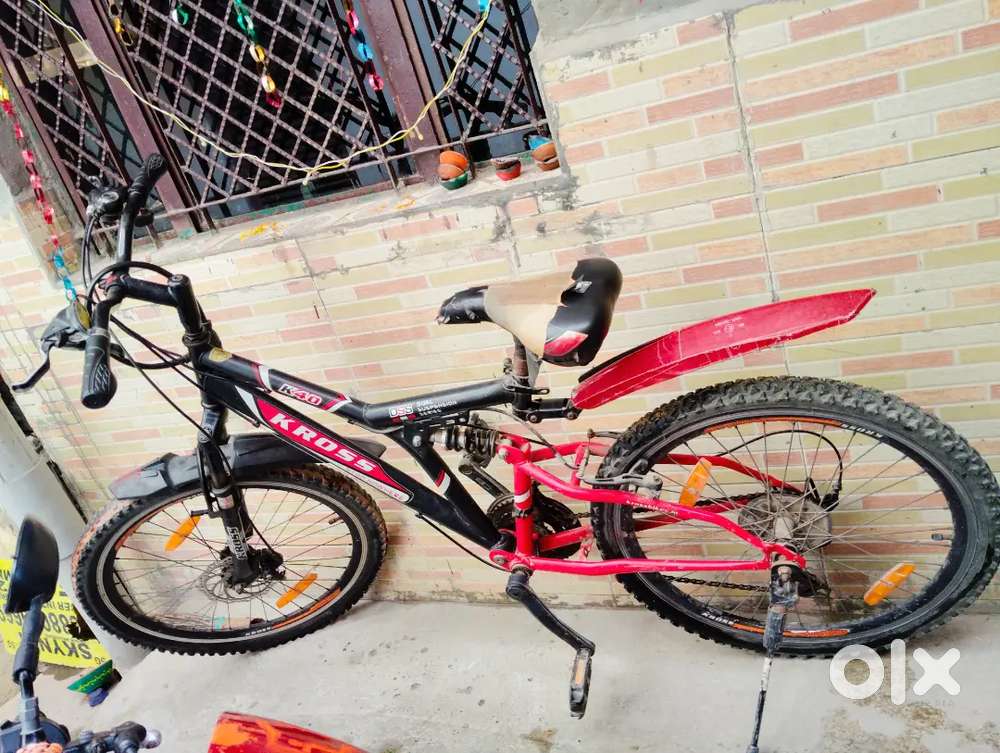 Kross bicycle 21 speed gear box and free lock