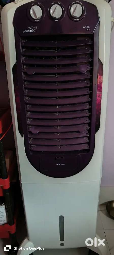 New condition Air cooler.35ltr. Tower Model.