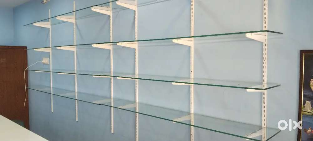 Used glass rack and table