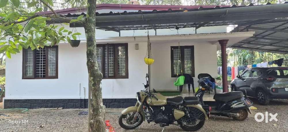 60 cent sthalam varkka veedu