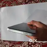 Vivo y19 5g   6 months old phone