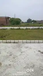 53gaj ka dono taraf RCC road hai
