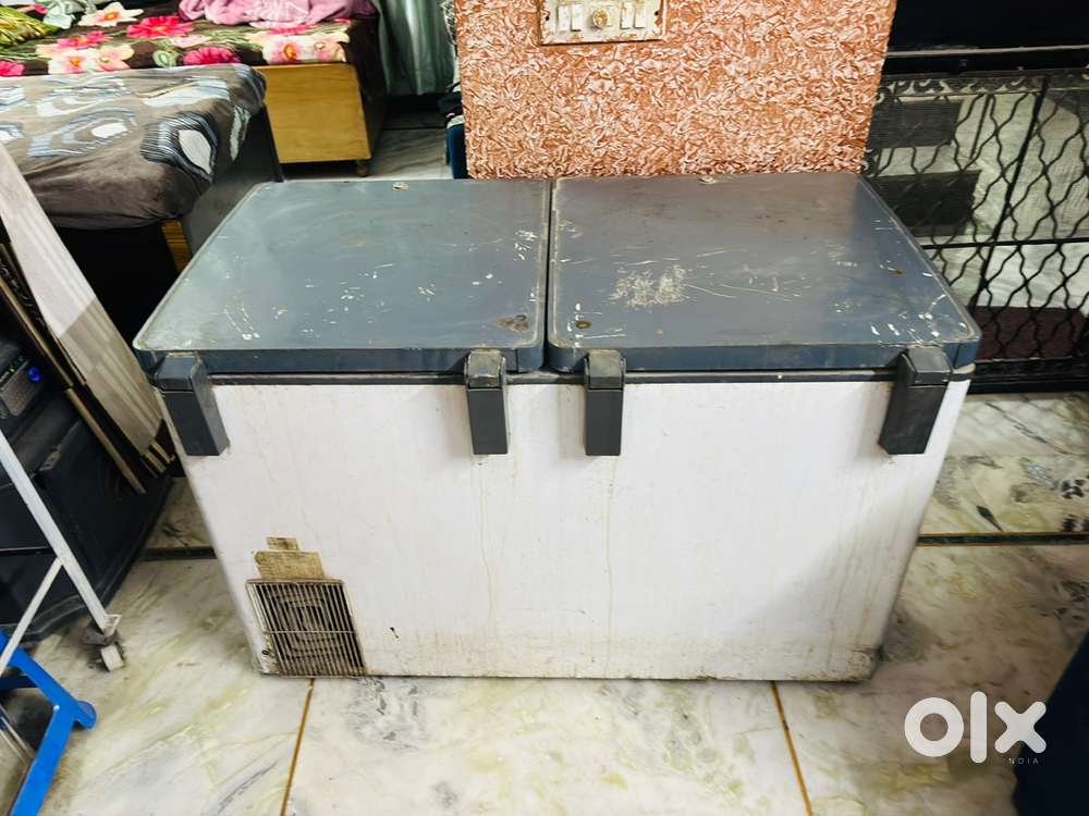 Deep Fridge  Voltas 300 litre Fridge