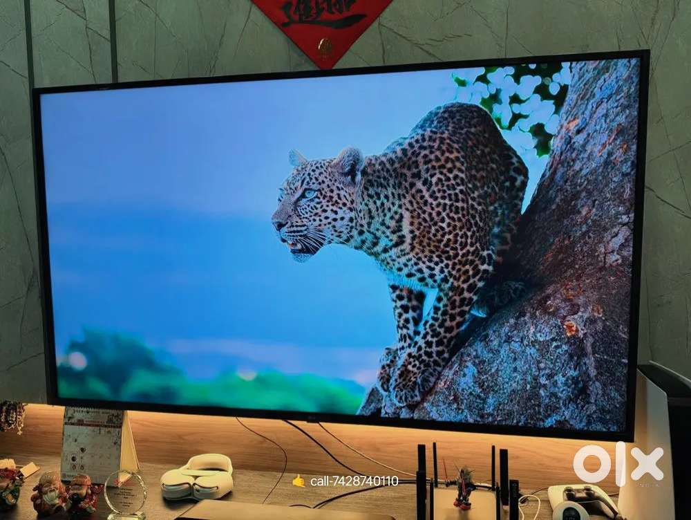 Offer* 32inch 4k UHD led tv smart frameless wifi  1year warranty