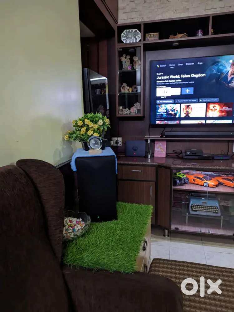 LG 3.1
400 what's 
8 months current warranty 
15000