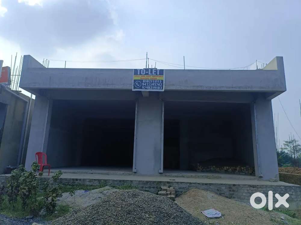 Big space available for office and showroom