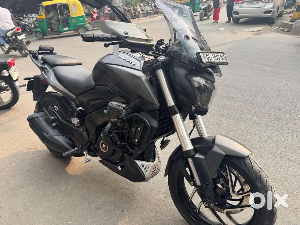 BAJAJ DOMINAR 400