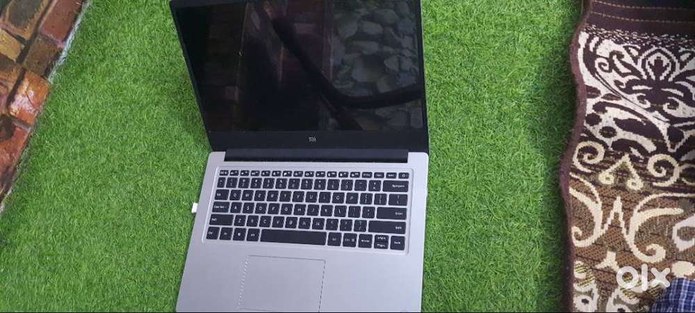 Cute Laptop with Intel 5 and 256 GB - windows 11