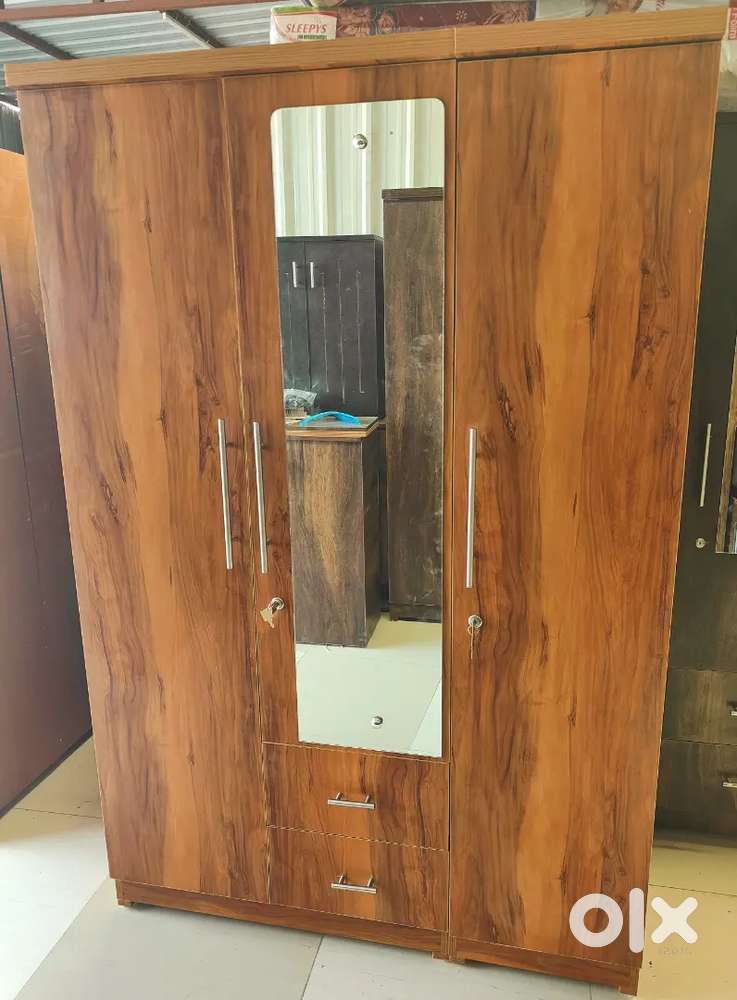 BRAND NEW COACH WOOD YELLOW 4X6X16DEEP 3DOOR WARDROBE  FACTORY PRICE