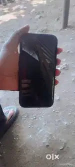 iPhone 13 (128GB)