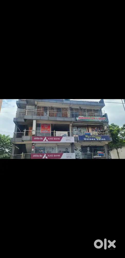 Floor for rent