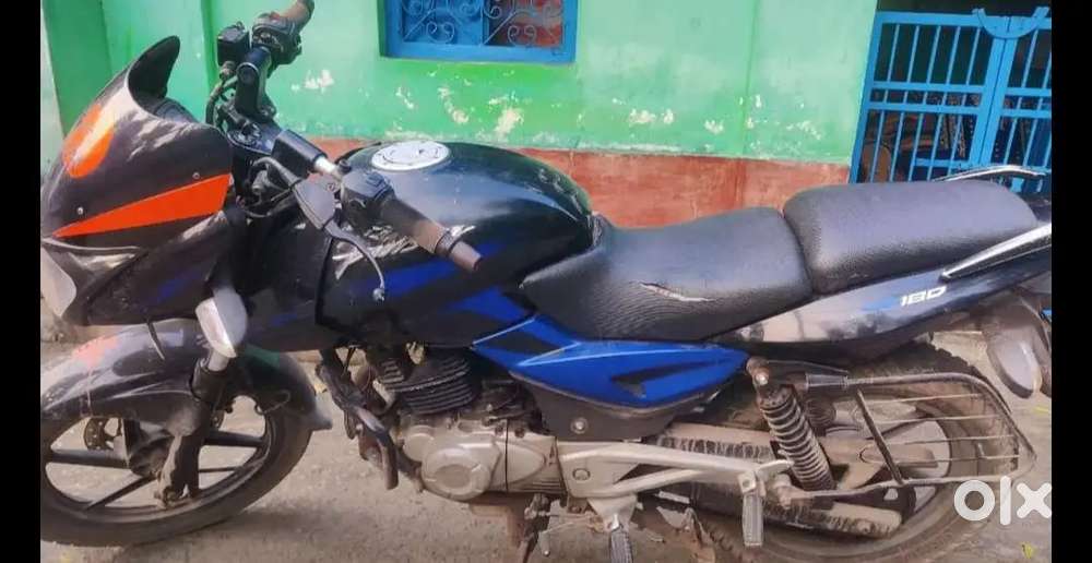 2 Bike Hai Iska Use Nahi Hai