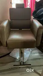 Parlour chair