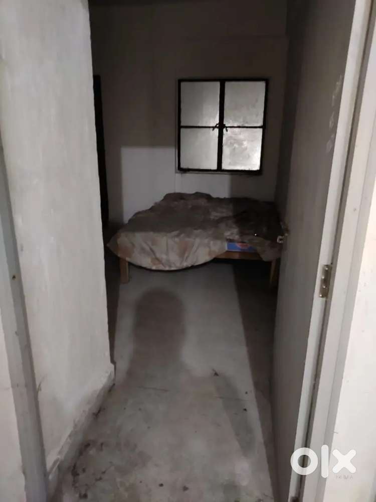 1 bhk flat for sell in well known society