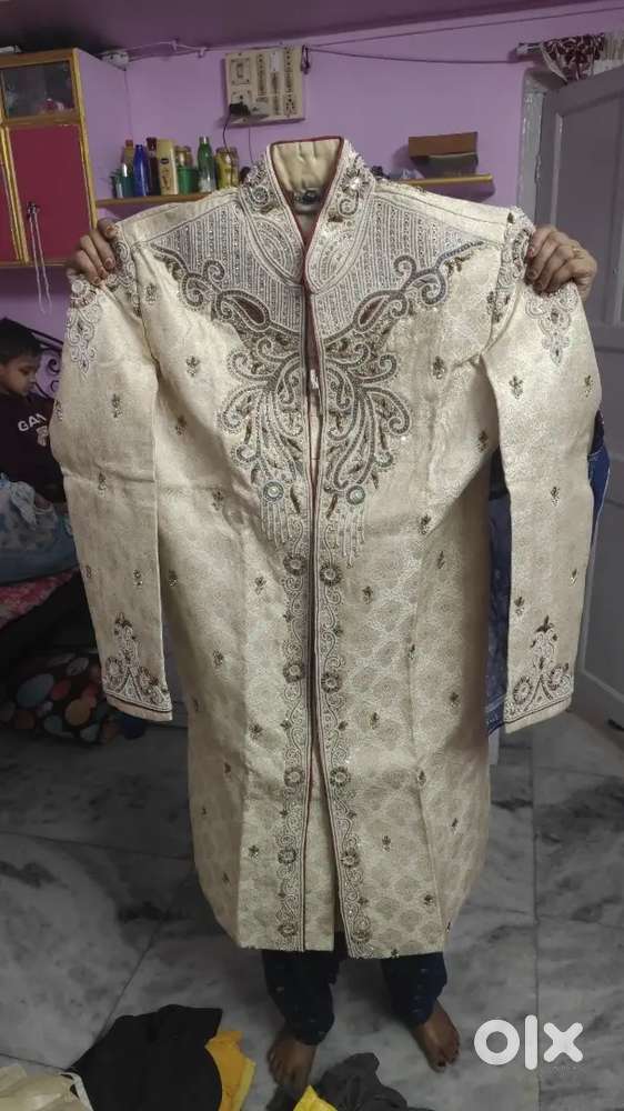 New sherwani for sell only one time use size 40