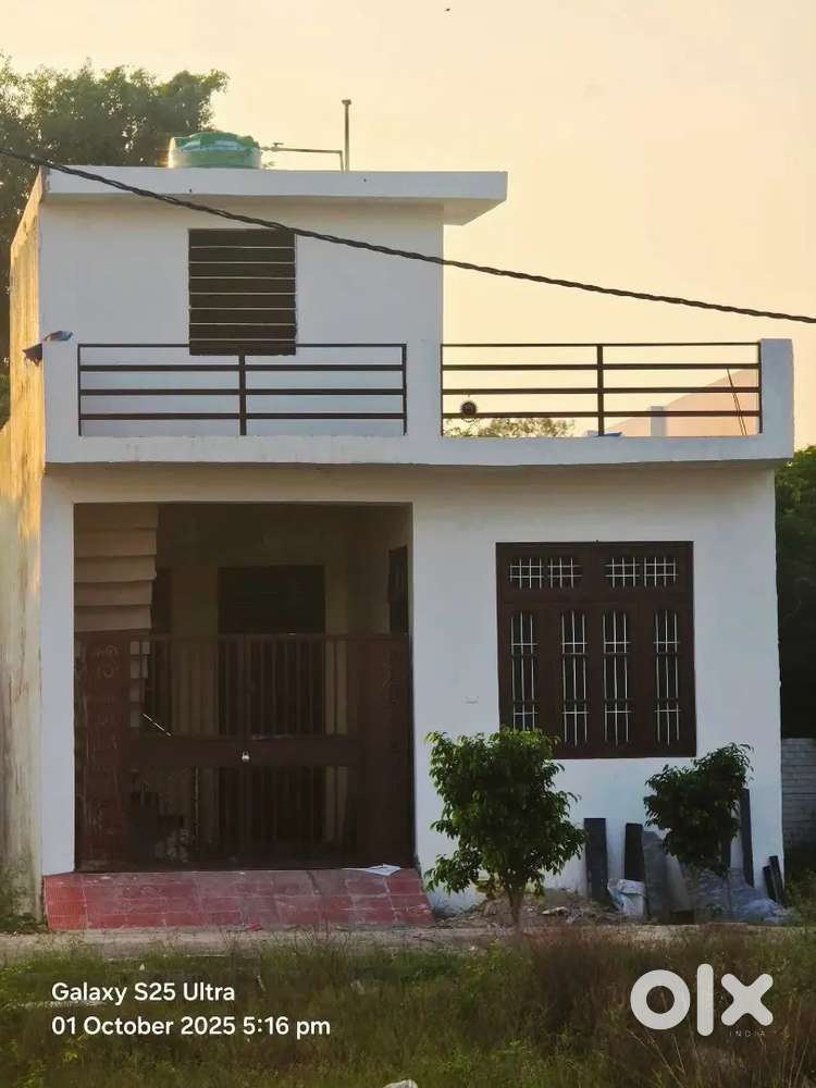 Gated society me ghar paye furniture free sitapur road Lucknow