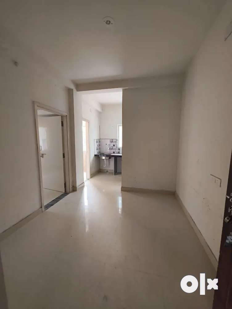 1 BHK FLAT IN A GATED SOCIETY AT BAREIPALI CHOWK