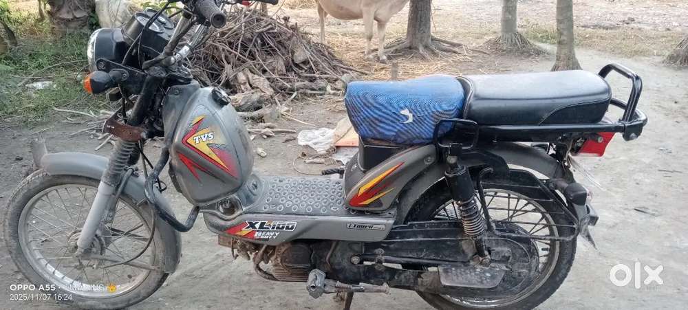 TVS XL 100 HEVY DUTY