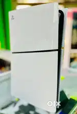 PS5 slim Spotless condition with all accessories