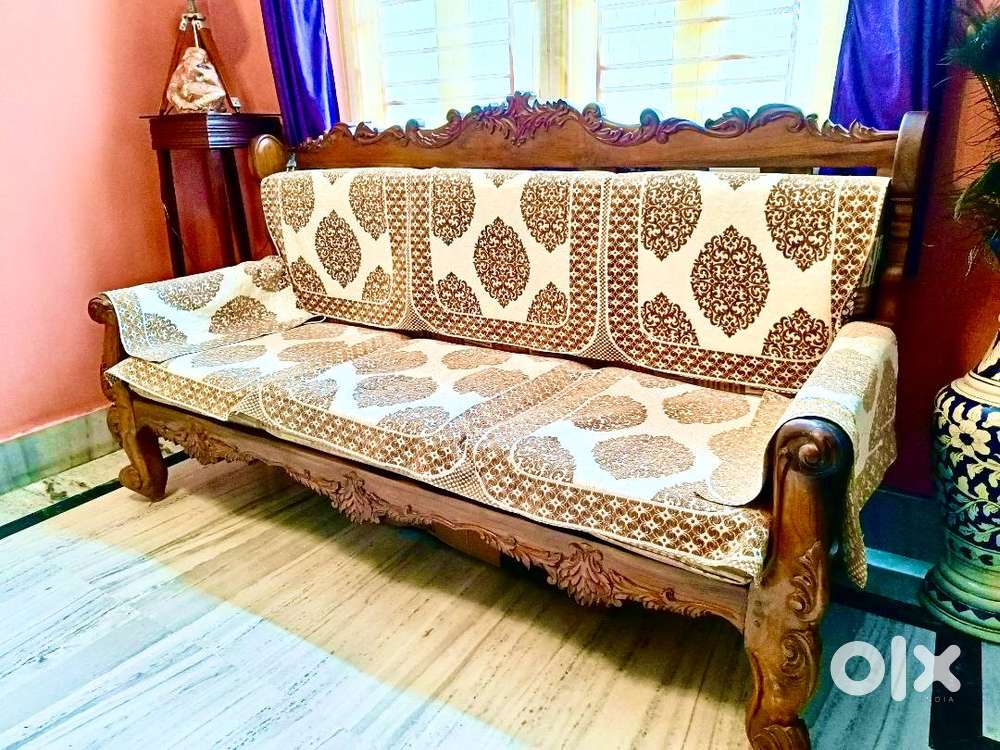 Pure segun wood Magestic sofa