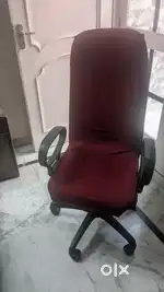 Revolving chair