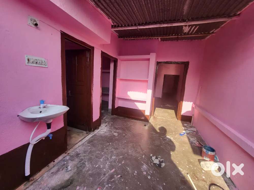 2bhk room at 2nd floor