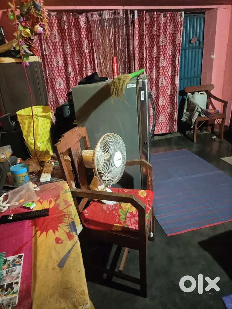 Bajaj wall fan