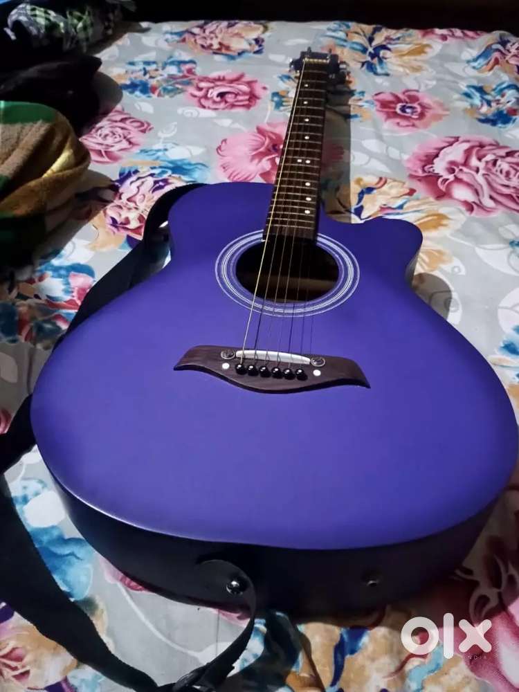 Semi acoustic guitar