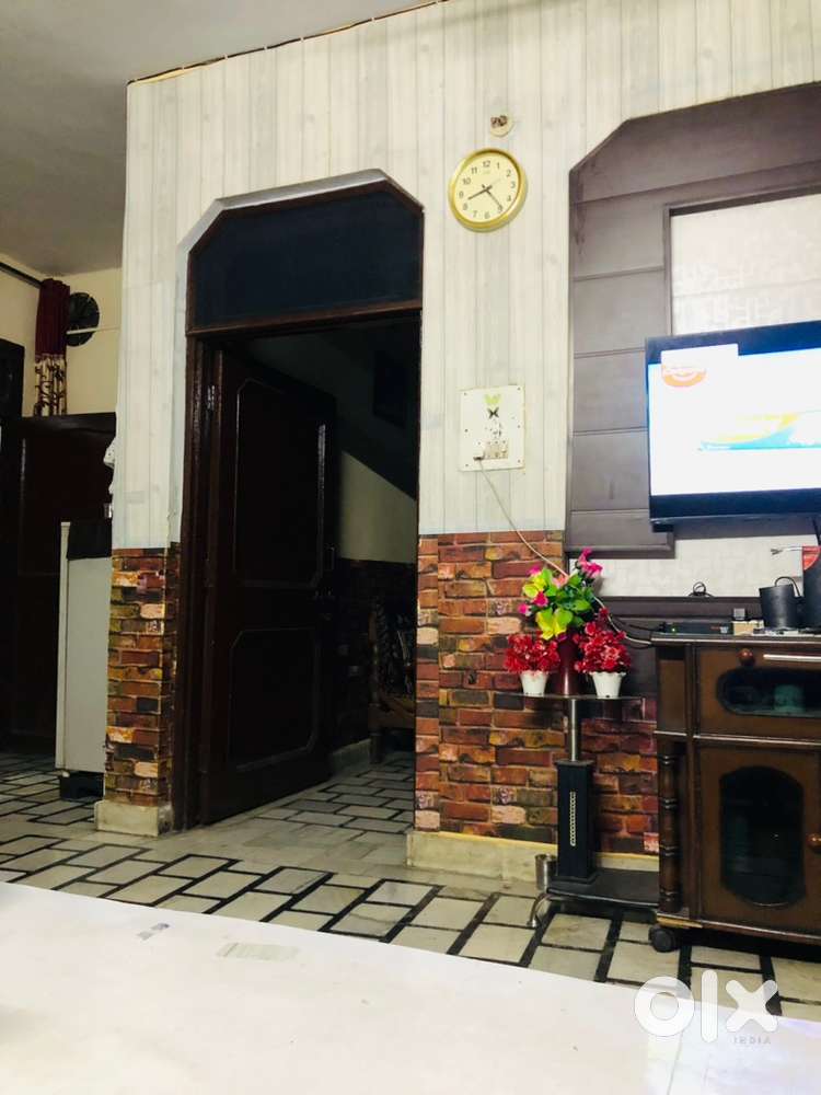 Vpo - kharwan, urgent sale due to job transfer