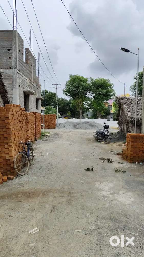AVADI PARUTHIPATTU POLICE BOOTH NEAR