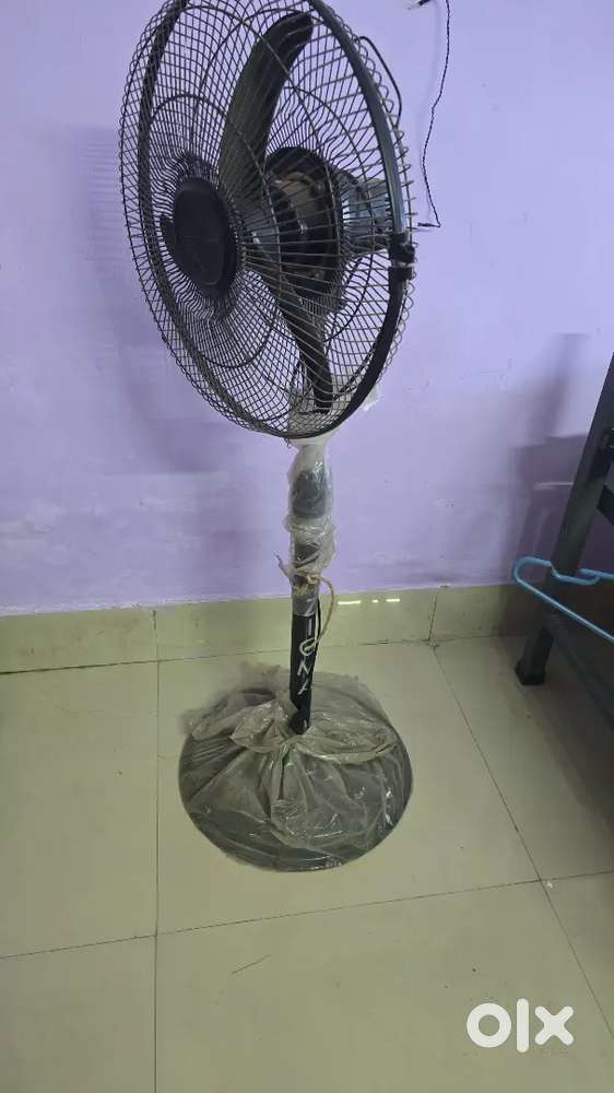 Stand fan high speed