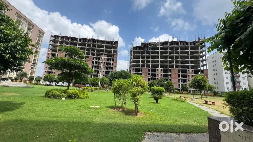 Luxury apartment on Highway project