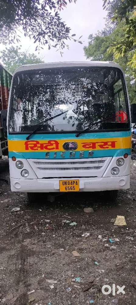 Bus for sale 32 seater