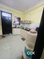 Sharing room girls k liye h , single room with attached washroom