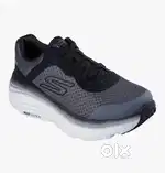 Skechers Mens Max Cushioning Endeavour Sneaker
