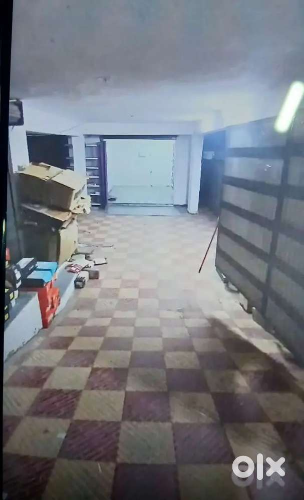 SHOP FOR RENT