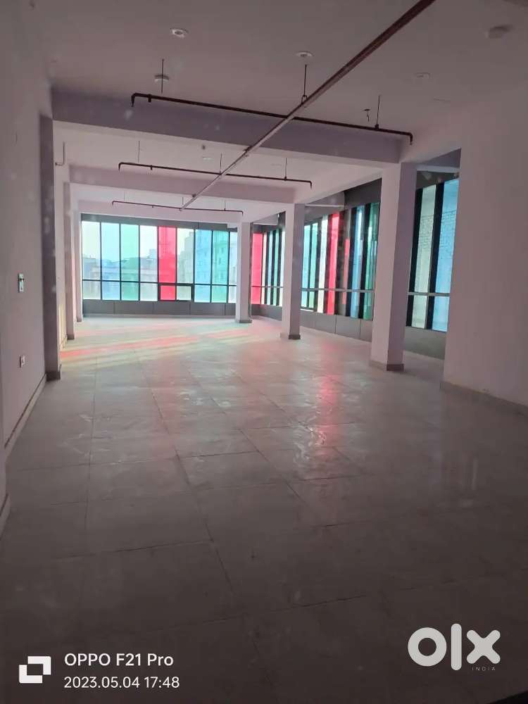 3000 sqft area godown warehouse and prime location sector 6 noida