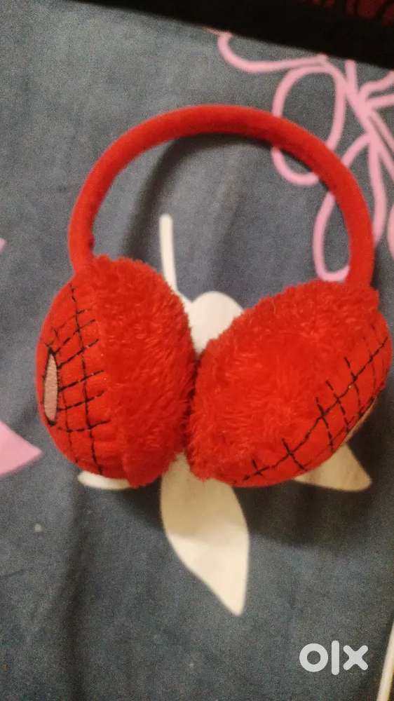 Ye kaano ke liye he or is se thend nahi lagti he