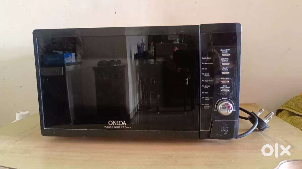 Onida Microwave Oven 20L - Brand New condition, Barely used