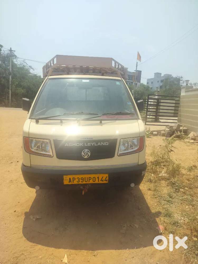 Ashok Leyland dost ls
