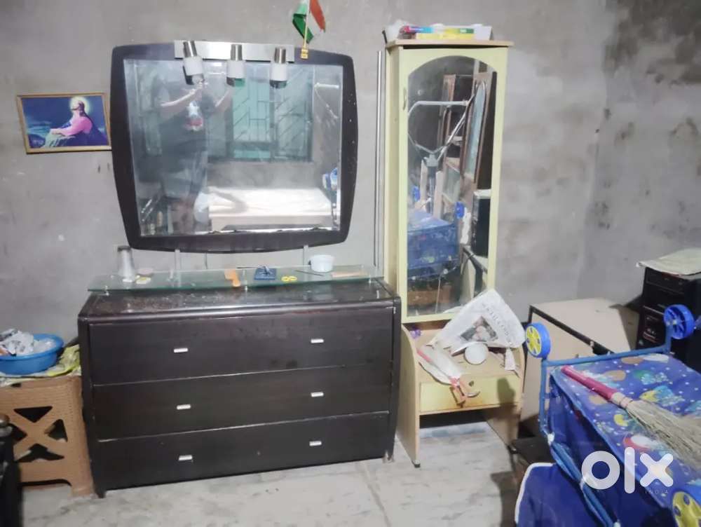 Iron bed 6/7 and two dressing table and one cabinet