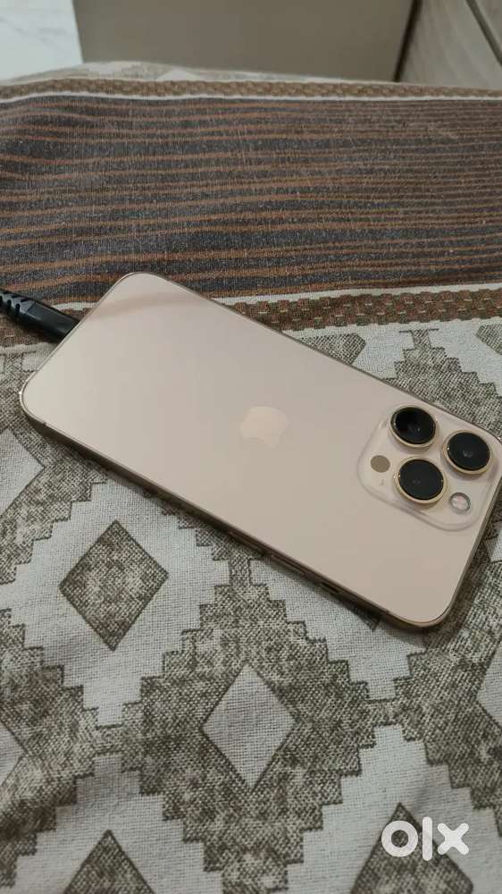 iPhone 13 pro gold 128gb