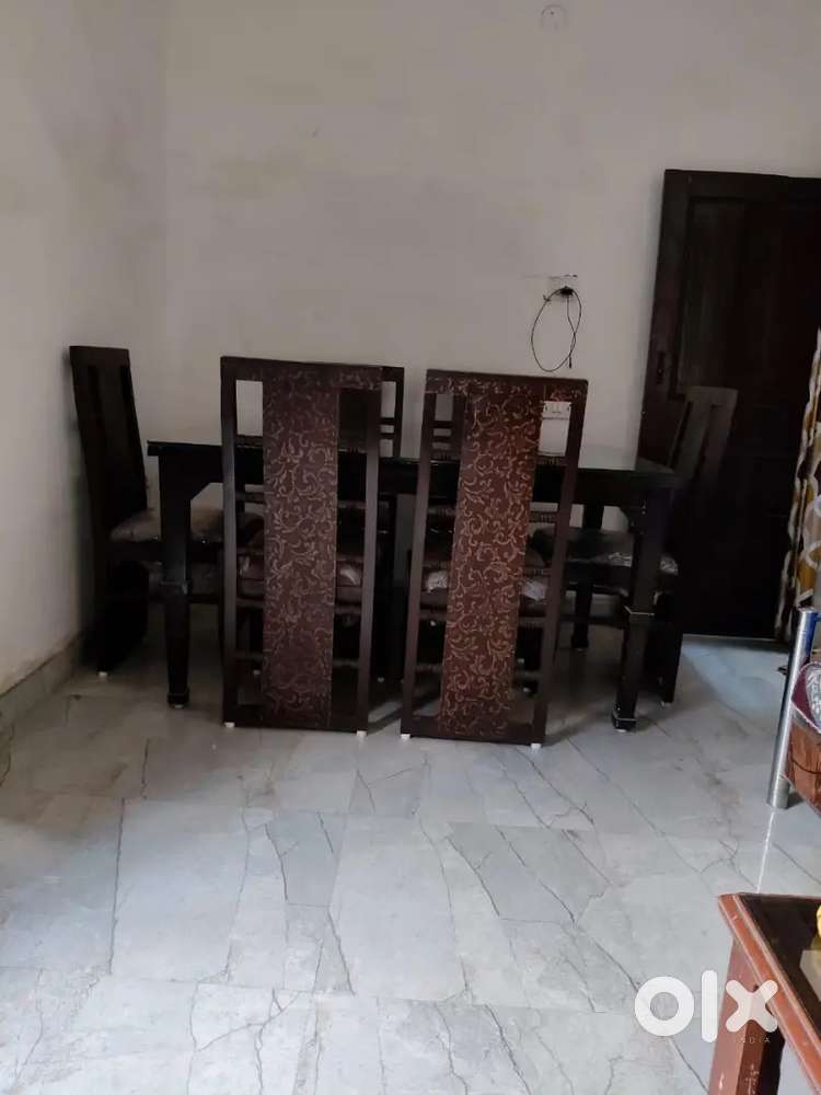 Brand new sagwan wood Dining table for sale