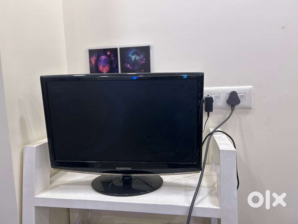 Samsung 22 inch full hd LCD monitor for sell